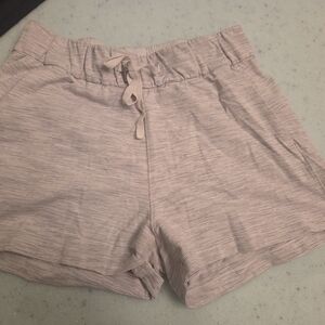 Lululemon On the Fly shorts